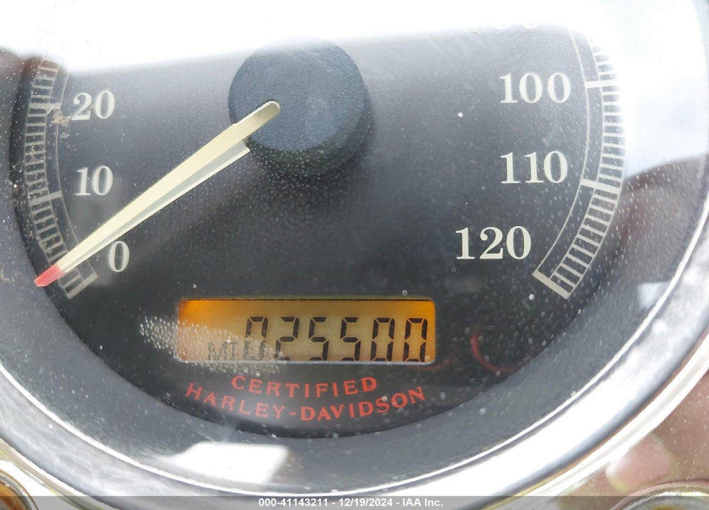 2005 HARLEY-DAVIDSON FXDLI VIN: 1HD1GNW175K320830