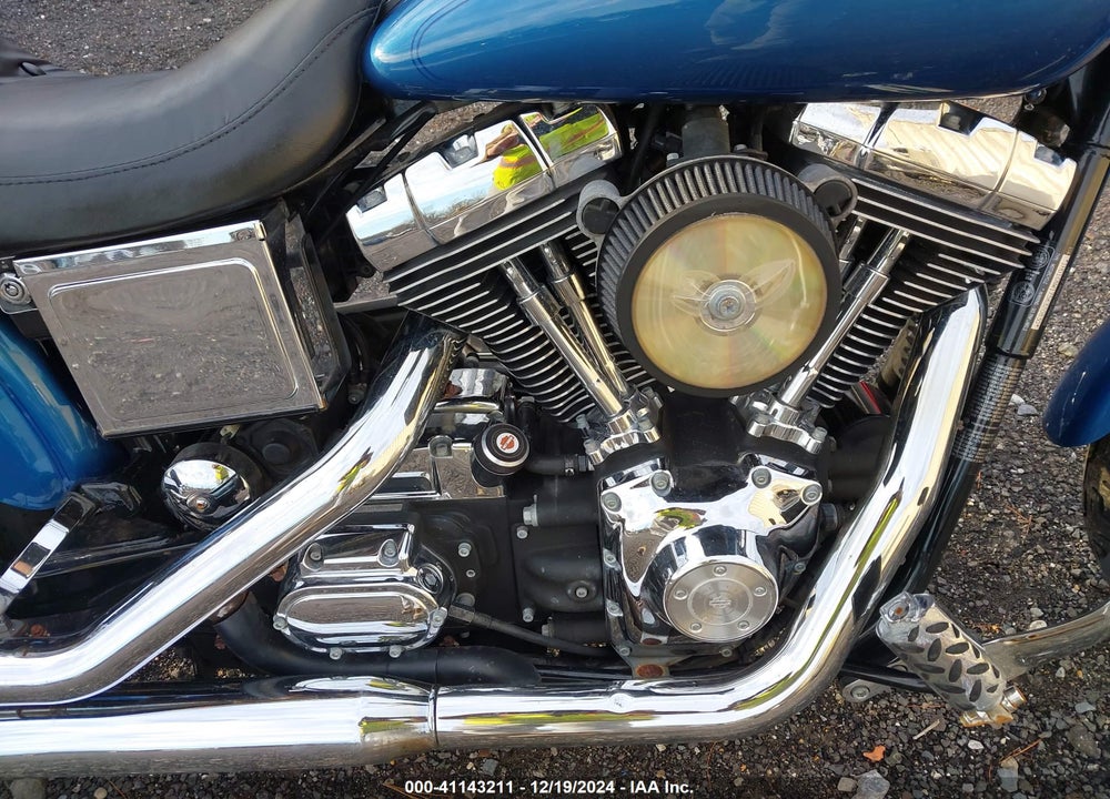 2005 HARLEY-DAVIDSON FXDLI VIN: 1HD1GNW175K320830