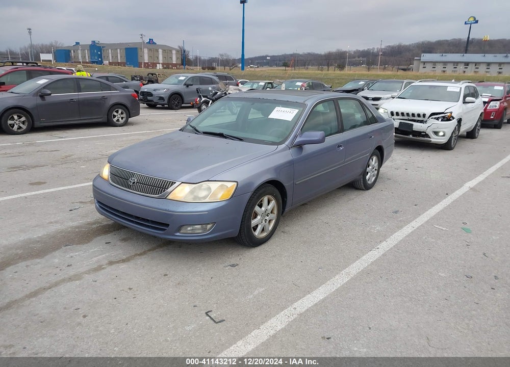 2000 TOYOTA AVALON XLS VIN: 4T1BF28B7YU077750