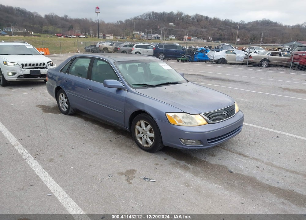 2000 TOYOTA AVALON XLS VIN: 4T1BF28B7YU077750