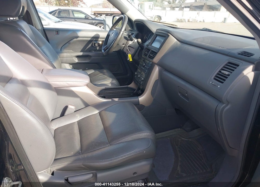 2006 HONDA PILOT EX-L VIN: 2HKYF18786H539325
