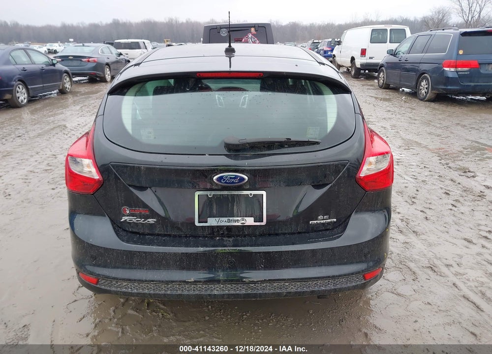 2013 FORD FOCUS VIN: 1FADP3K24DL225318