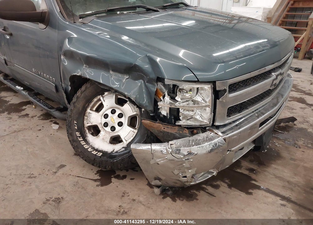 2011 CHEVROLET SILVERADO 1500 LT VIN: 1GCRKSE34BZ406085