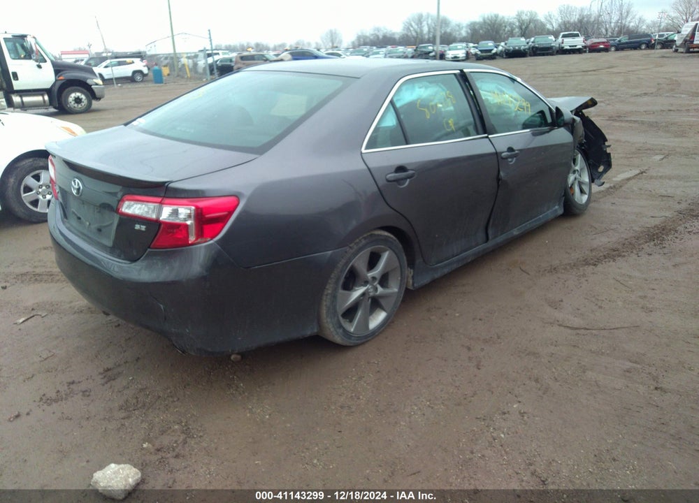 2014 TOYOTA CAMRY SE SPORT VIN: 4T1BF1FK3EU802138