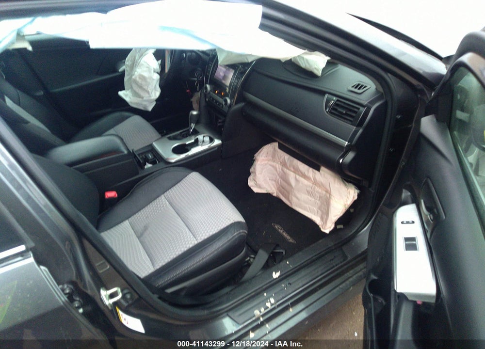 2014 TOYOTA CAMRY SE SPORT VIN: 4T1BF1FK3EU802138