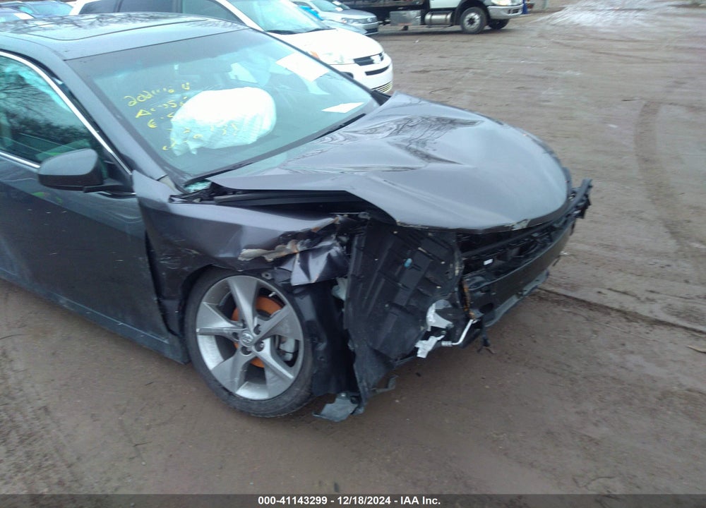 2014 TOYOTA CAMRY SE SPORT VIN: 4T1BF1FK3EU802138