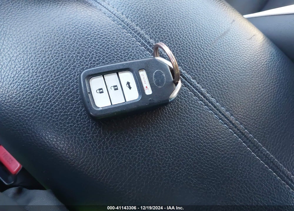 2015 HONDA ACCORD EX VIN: 1HGCR2F70FA105077