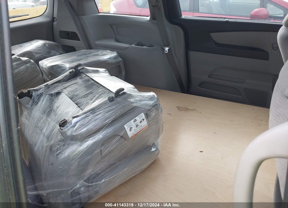 2011 HONDA ODYSSEY EX VIN: 5FNRL5H44BB034904