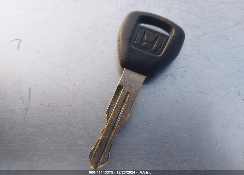 2002 HONDA ACCORD 3.0 EX VIN: 1HGCG16532A004611