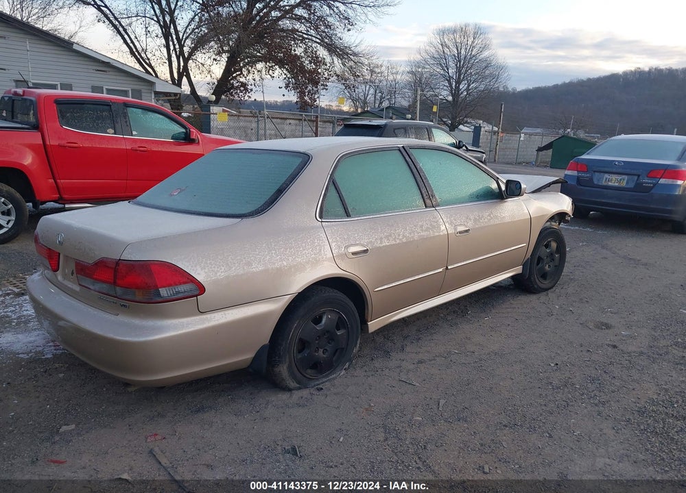 2002 HONDA ACCORD 3.0 EX VIN: 1HGCG16532A004611