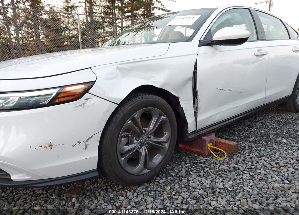 2024 HONDA ACCORD EX VIN: 1HGCY1F35RA065593