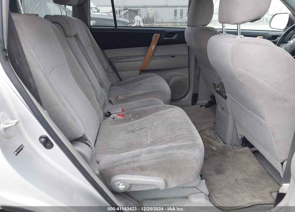 2008 TOYOTA HIGHLANDER HYBRID VIN: JTEEW41A582007721