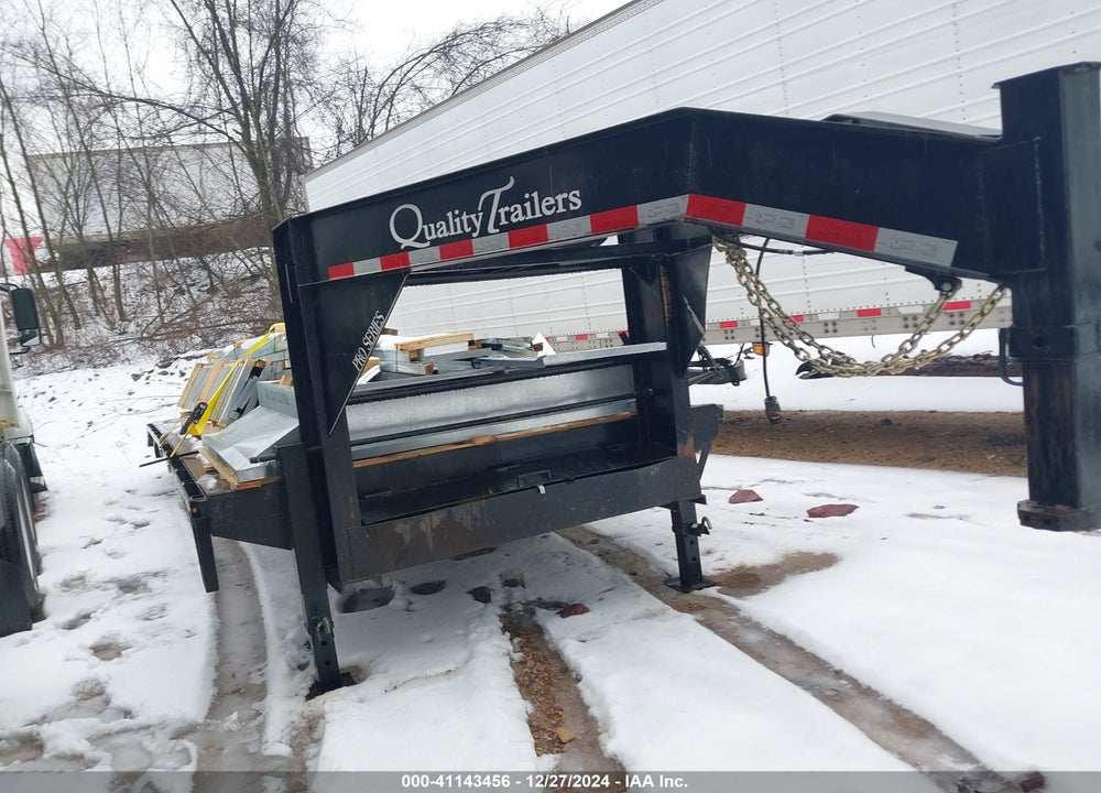 2022 QUALITY 26' GOOSENECK FLATBED VIN: 7RA2G2623NS002051