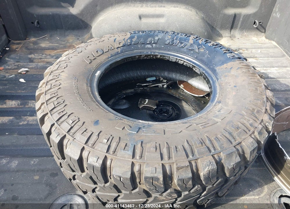 2017 RAM 2500 BIG HORN 4X4 6'4 BOX VIN: 3C6UR5DL9HG630574