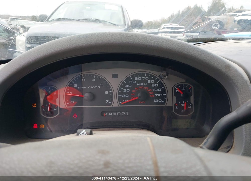 2007 FORD F-150 XLT VIN: 1FTRW14W57FB48467