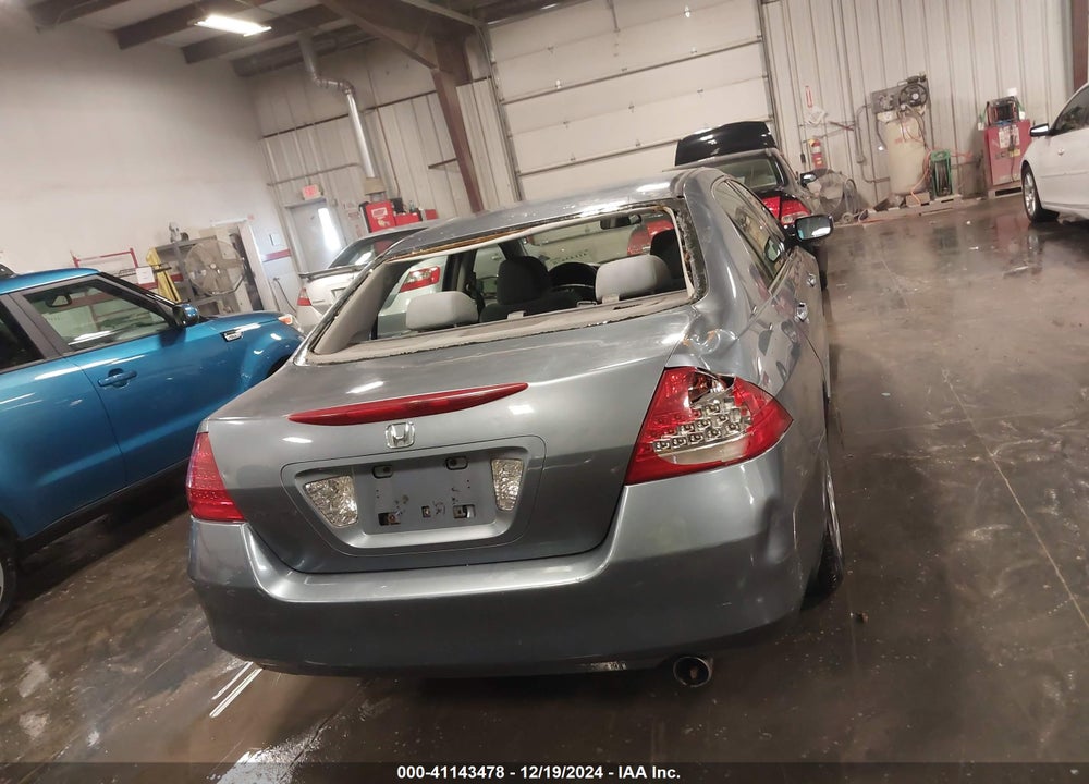 2007 HONDA ACCORD 2.4 LX VIN: 1HGCM56477A001421