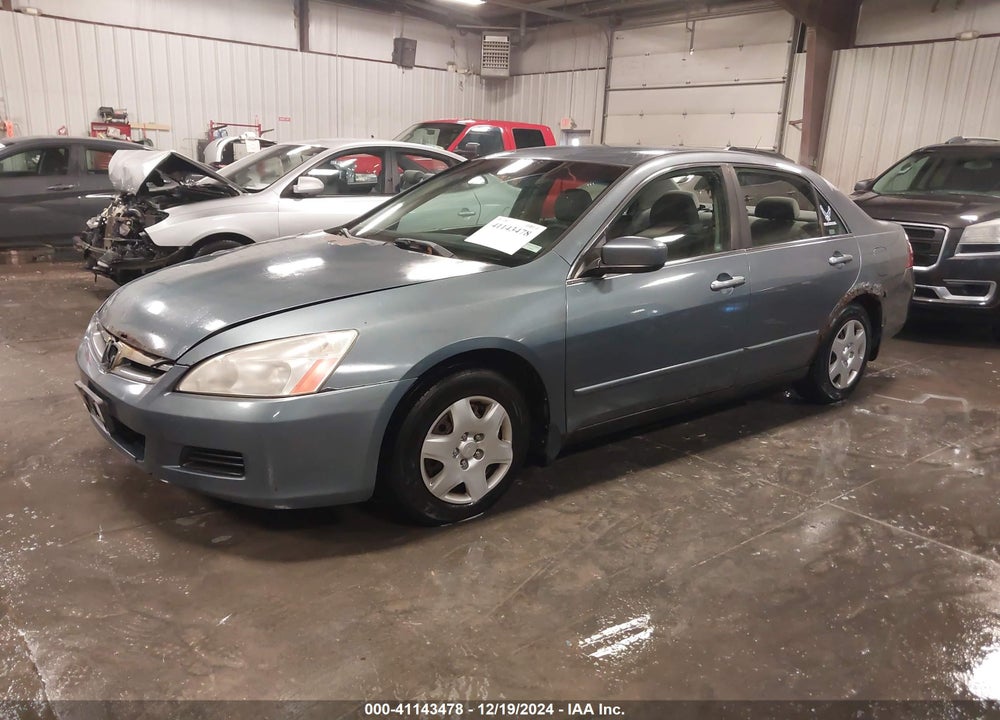 2007 HONDA ACCORD 2.4 LX VIN: 1HGCM56477A001421