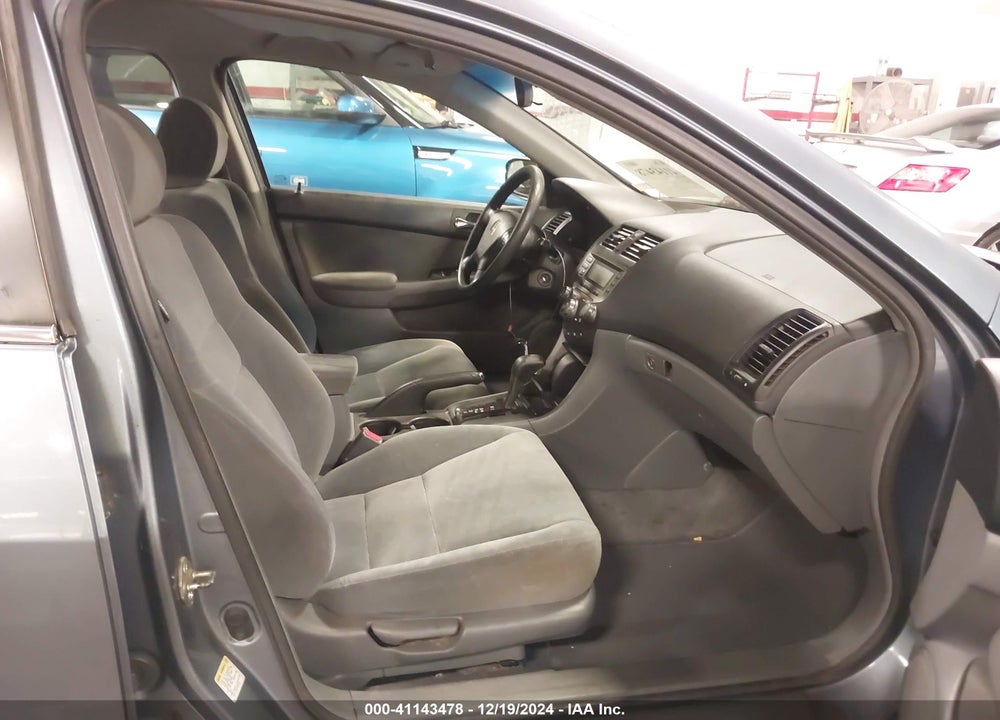 2007 HONDA ACCORD 2.4 LX VIN: 1HGCM56477A001421