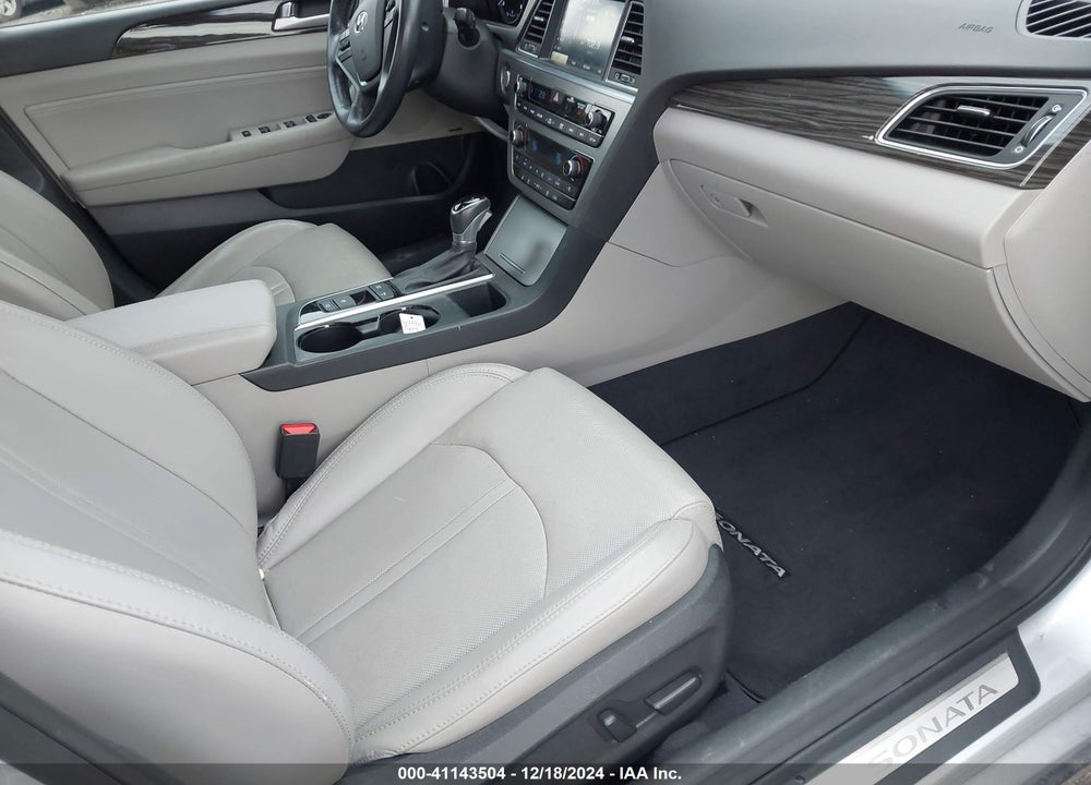 2015 HYUNDAI SONATA LIMITED VIN: 5NPE34AFXFH198122