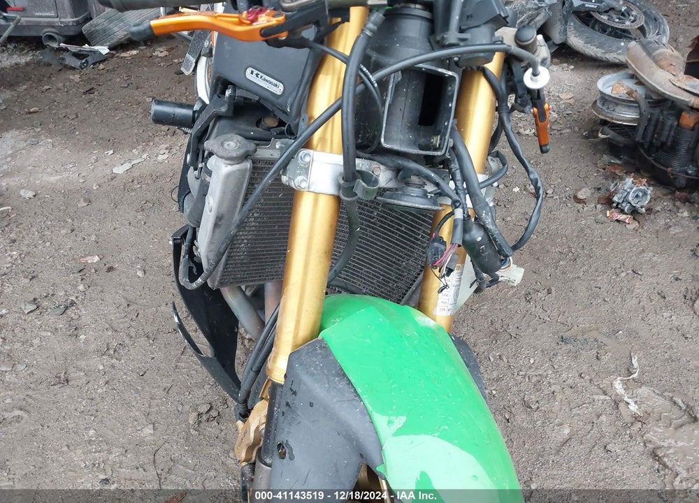 2004 KAWASAKI NINJA ZX 10R VIN: JKAZXCC1X4A015172