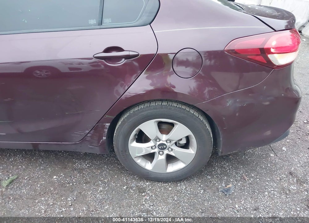 2017 KIA FORTE LX VIN: 3KPFK4A72HE146328