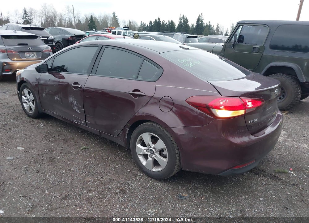 2017 KIA FORTE LX VIN: 3KPFK4A72HE146328