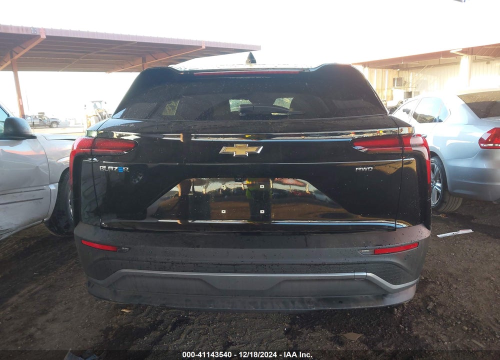 2024 CHEVROLET BLAZER EV EAWD 2LT VIN: 3GNKDBRJ1RS211161