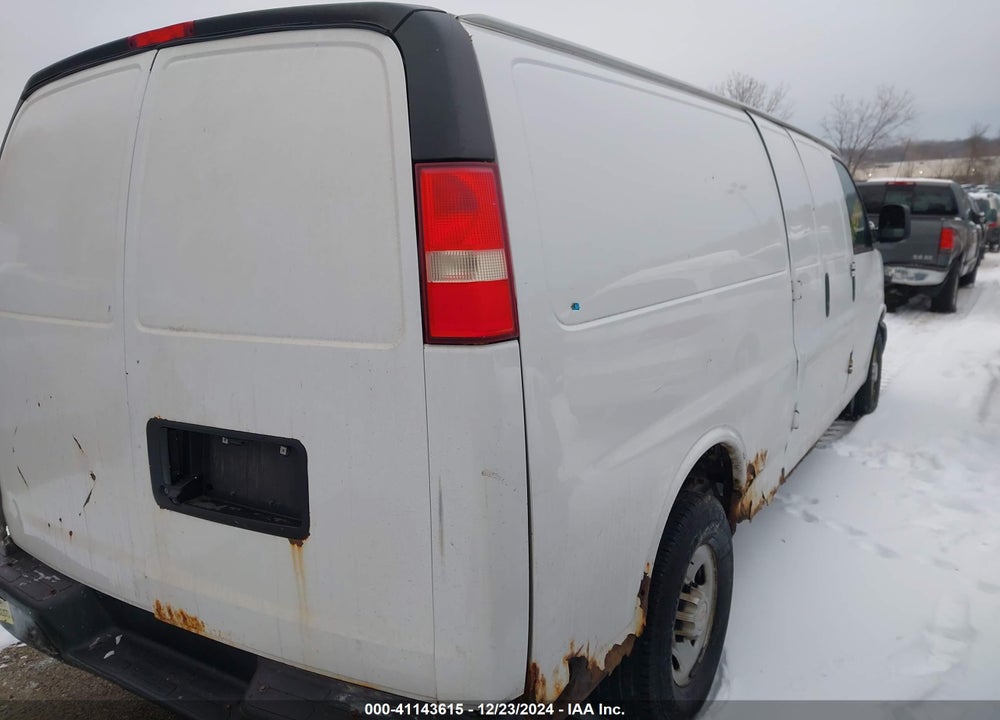 2011 CHEVROLET EXPRESS 3500 WORK VAN VIN: 1GCZGUCA1B1130249