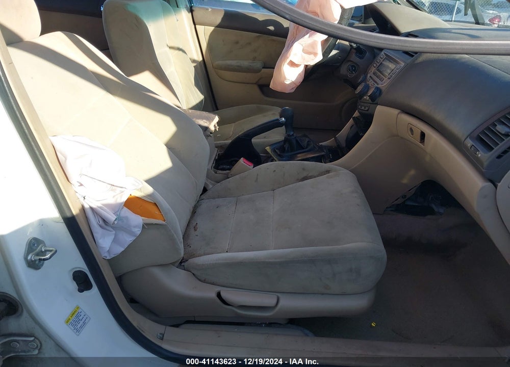 2006 HONDA ACCORD 2.4 SE VIN: 1HGCM55396A006000