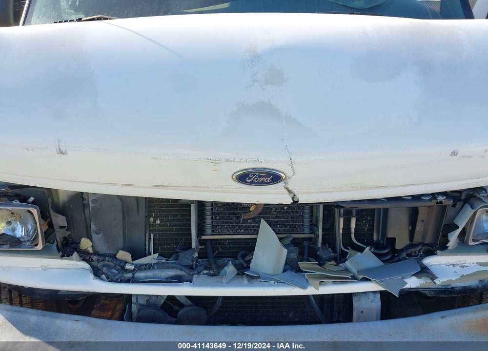 1999 FORD E-350 SUPER DUTY XL/XLT VIN: 1FBSS31L2XHA89485