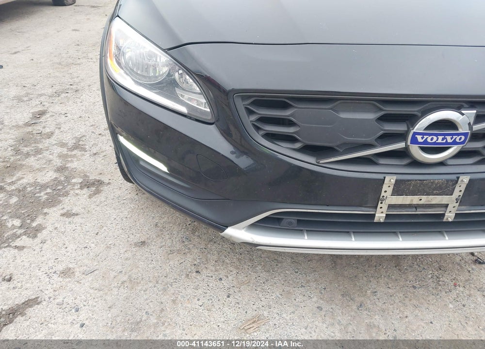 2018 VOLVO V60 CROSS COUNTRY T5 VIN: YV440MWKXJ2055592