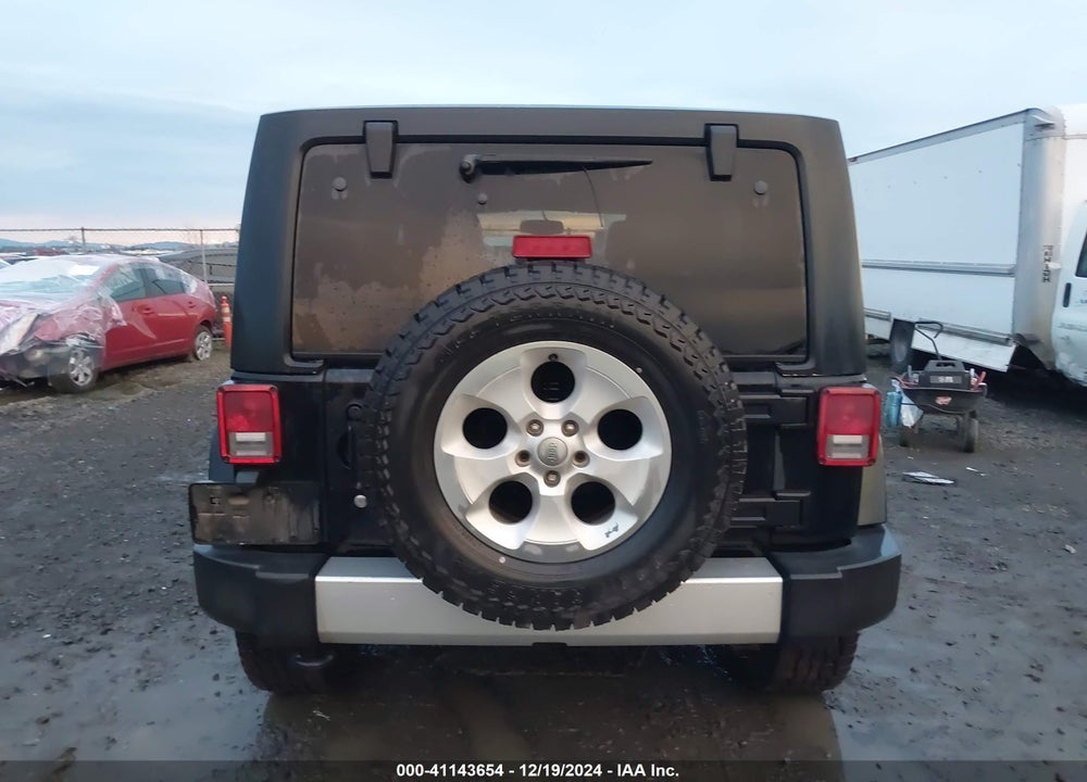 2014 JEEP WRANGLER UNLIMITED SAHARA VIN: 1C4BJWEG7EL130734