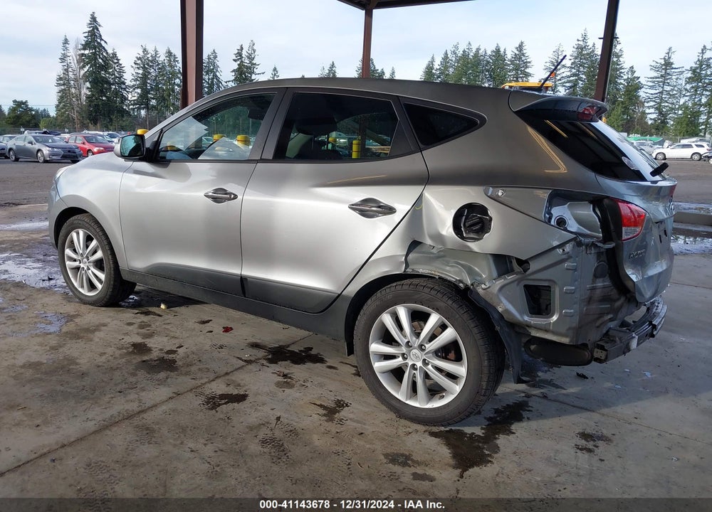 2010 HYUNDAI TUCSON LIMITED VIN: KM8JUCAC6AU052094