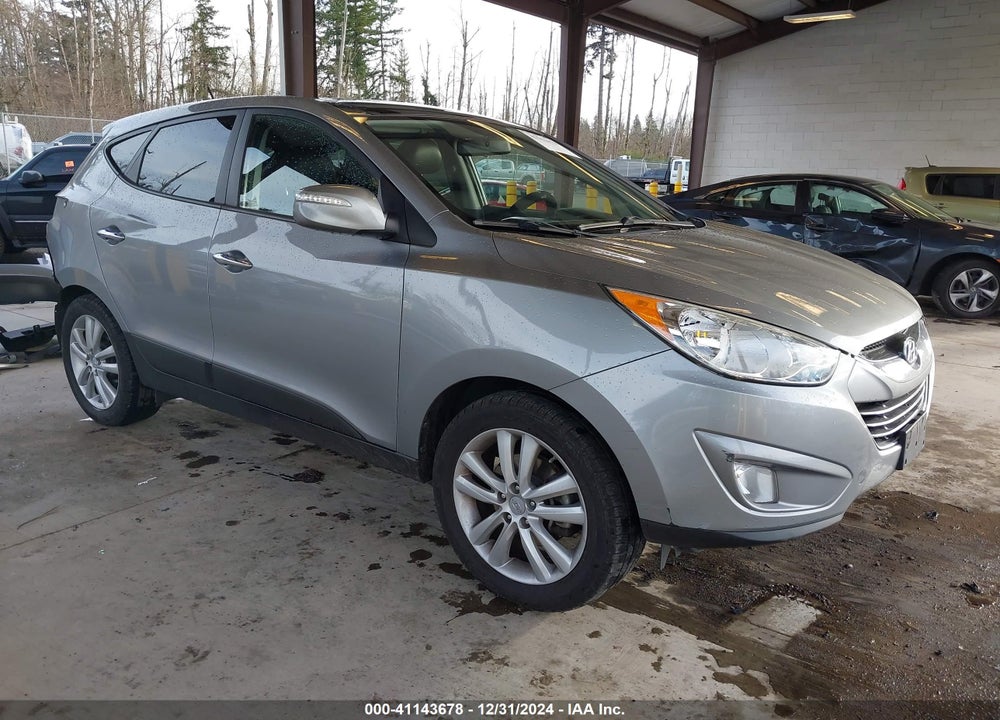 2010 HYUNDAI TUCSON LIMITED VIN: KM8JUCAC6AU052094