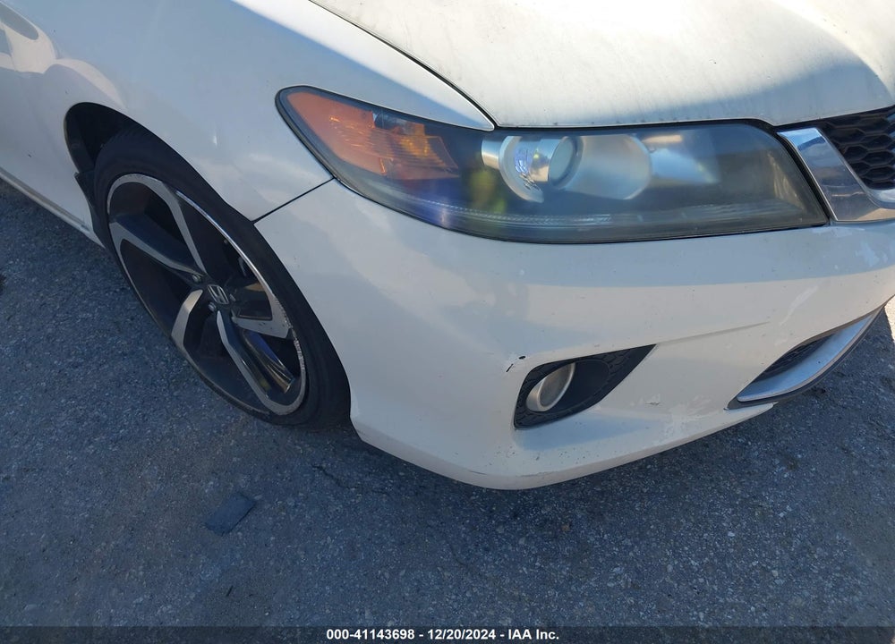 2013 HONDA ACCORD LX-S VIN: 1HGCT1B38DA025666