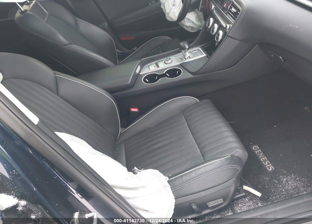 2019 GENESIS G70 VIN: KMTG34LA3KU031693
