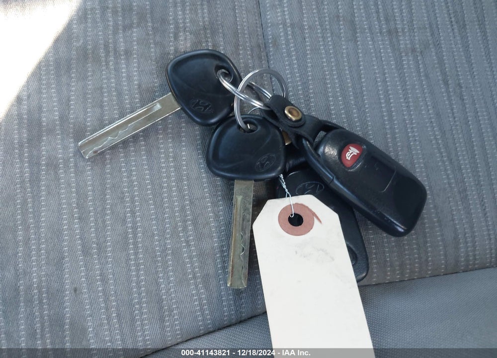 2017 HYUNDAI ACCENT SE VIN: KMHCT4AE9HU275890