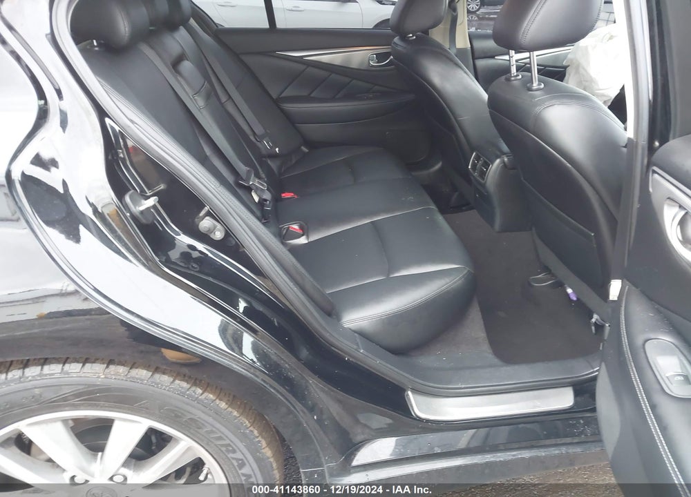 2016 INFINITI Q50 3.0T PREMIUM VIN: JN1EV7AR7GM345027