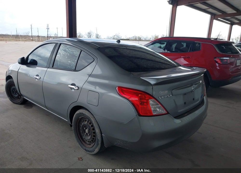 2014 NISSAN VERSA 1.6 SV VIN: 3N1CN7APXEL829125
