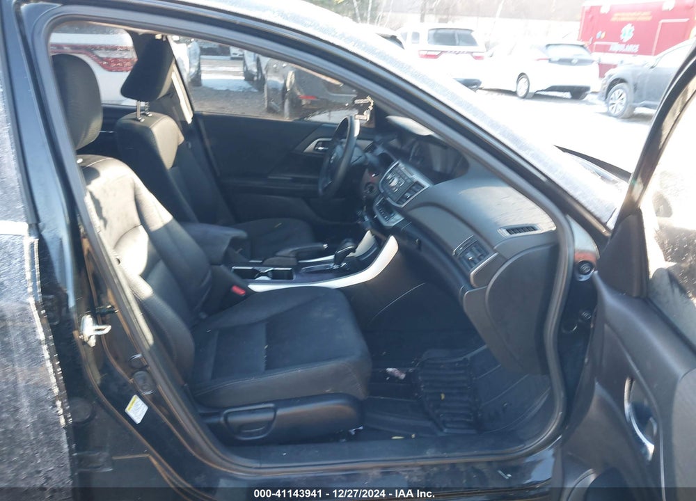 2015 HONDA ACCORD LX VIN: 1HGCR2F30FA269474