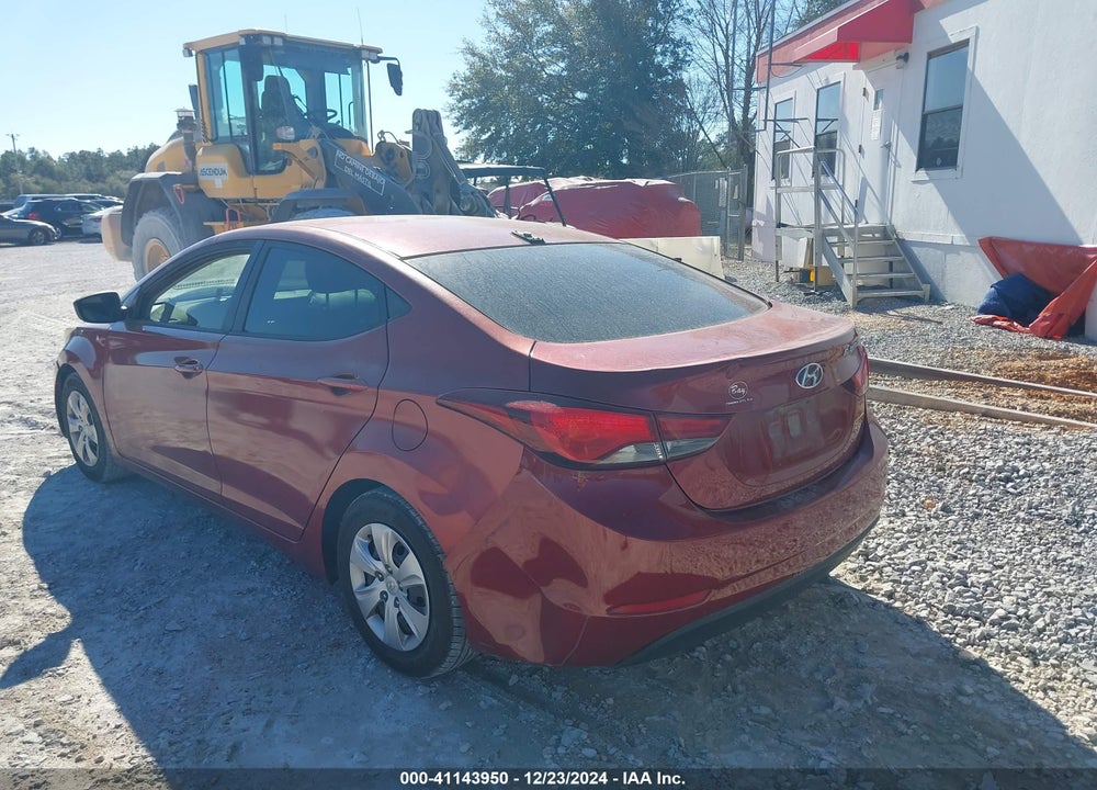 2016 HYUNDAI ELANTRA SE VIN: 5NPDH4AE7GH767594