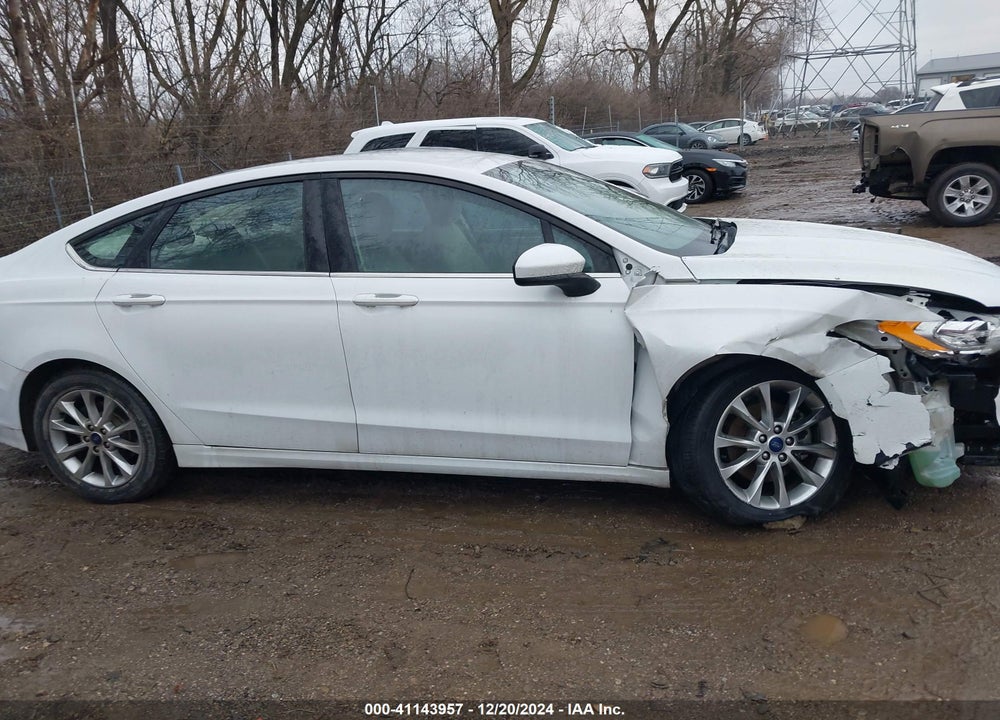 2017 FORD FUSION SE VIN: 3FA6P0H72HR287298