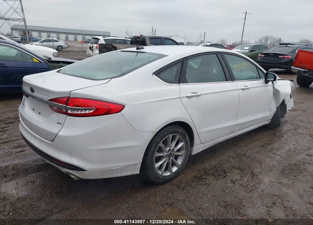 2017 FORD FUSION SE VIN: 3FA6P0H72HR287298