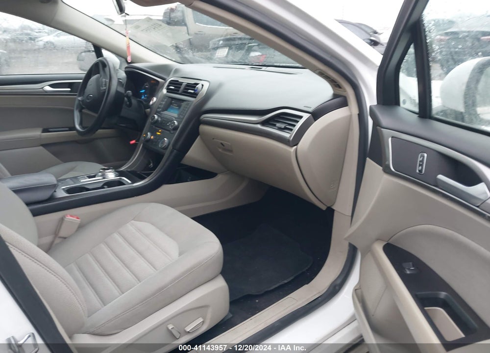 2017 FORD FUSION SE VIN: 3FA6P0H72HR287298