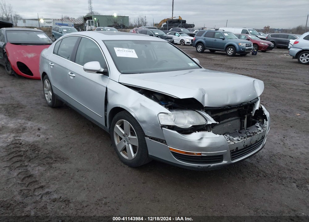 2008 VOLKSWAGEN PASSAT KOMFORT VIN: WVWAK73C58E015184