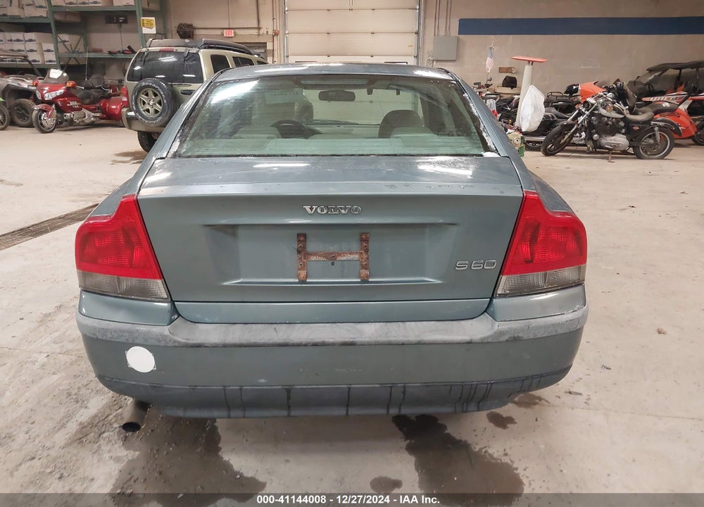 2002 VOLVO S60 2.4 VIN: YV1RS61R222170640