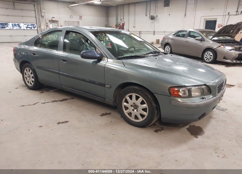 2002 VOLVO S60 2.4 VIN: YV1RS61R222170640
