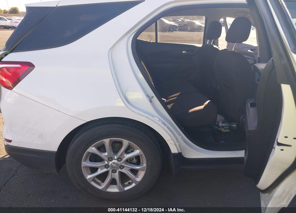 2019 CHEVROLET EQUINOX LT VIN: 2GNAXKEV2K6258201