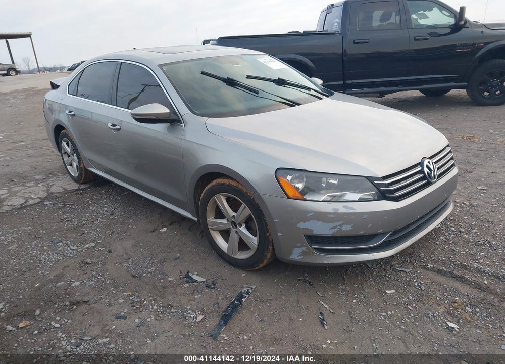 2012 VOLKSWAGEN PASSAT 2.5L SE VIN: 1VWBP7A3XCC084365