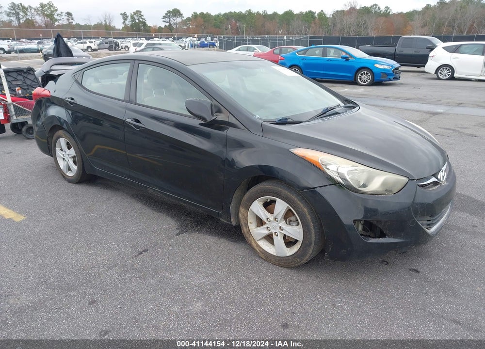 2013 HYUNDAI ELANTRA GLS VIN: KMHDH4AE9DU757372